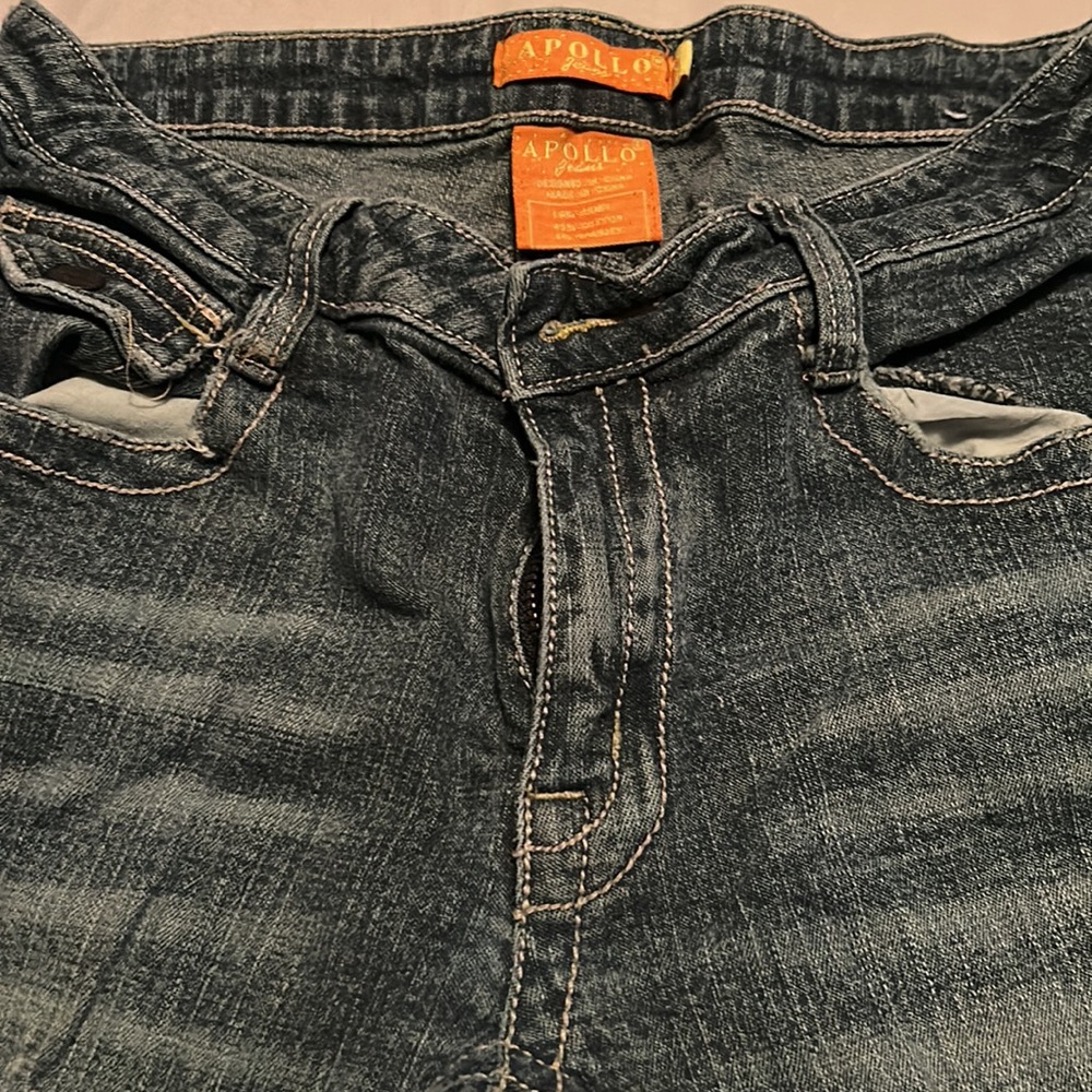 Apollo Jeans (Capri) - Picture 7 of 7